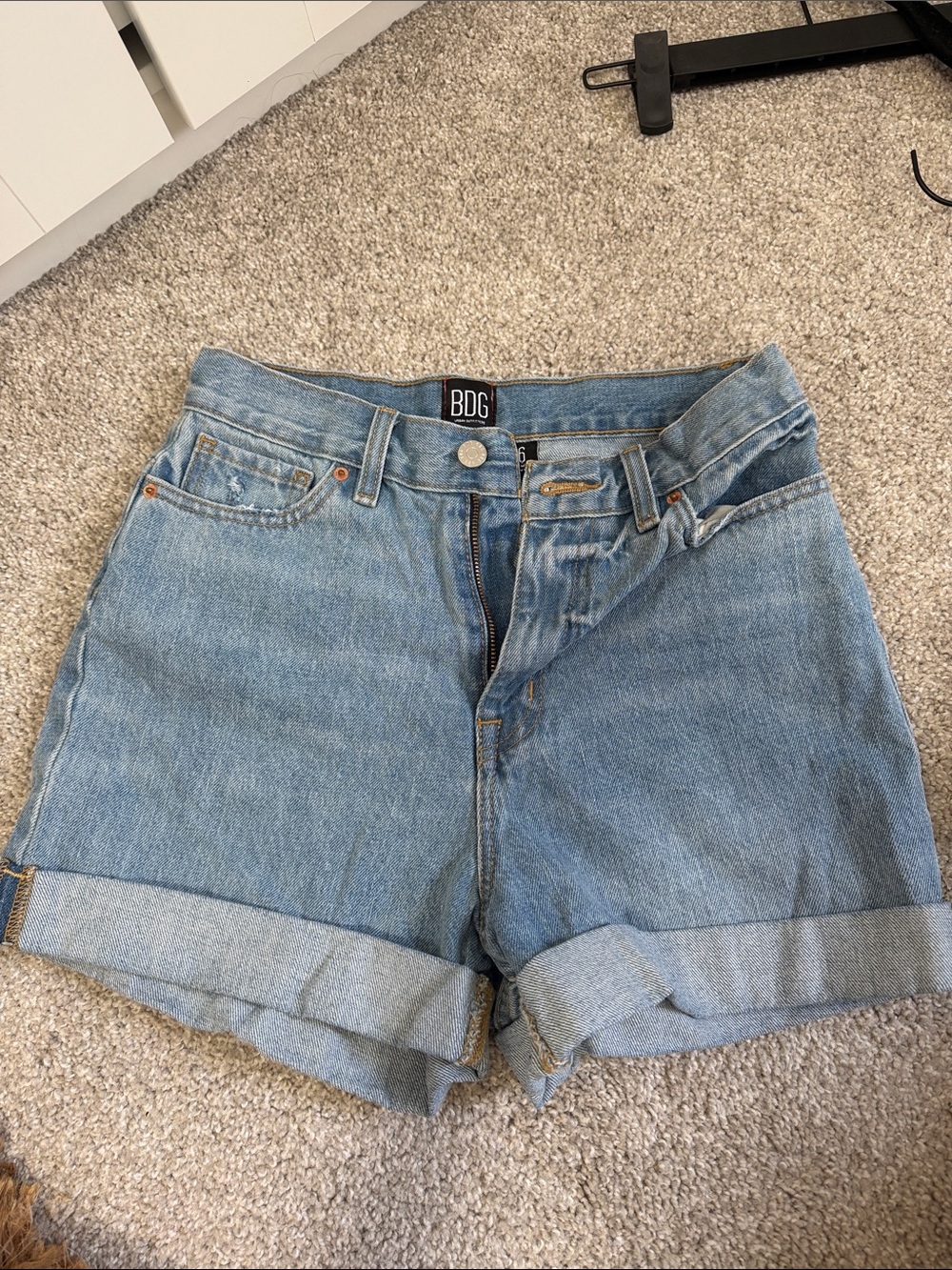 BDG Light Wash Denim Mom High Rise Women’s Shorts